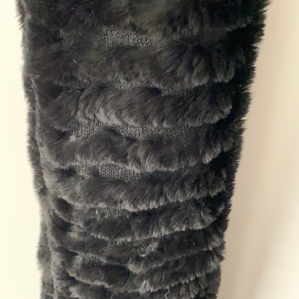 BCBGMAXAZRIA fur scarf